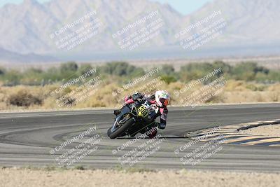 media/Nov-02-2025-CVMA (Sun) [[337aff29ab]]/Race 11-Amateur Supersport Open/
